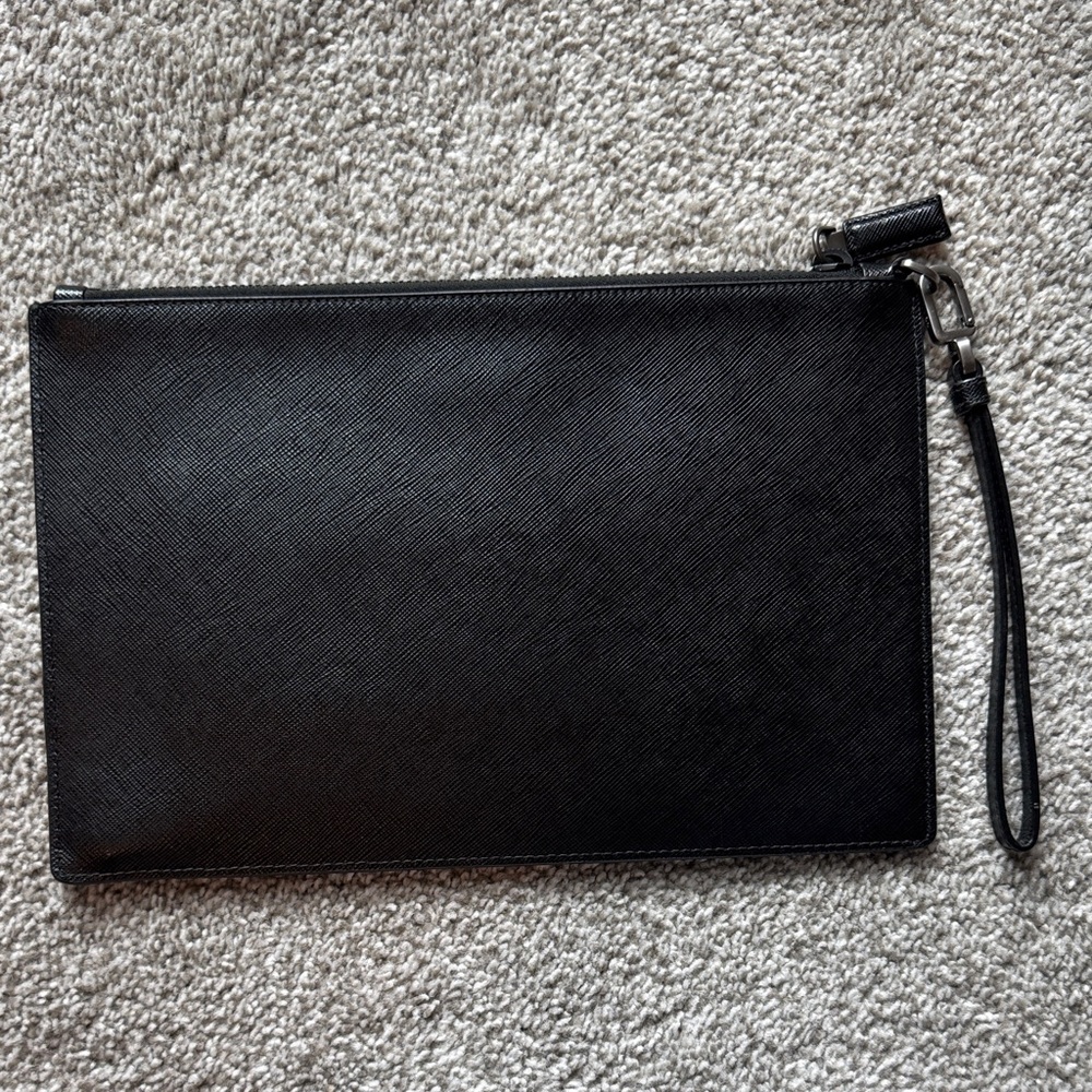 Prada black saffiano Clutch - Picture 6 of 10